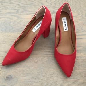 Red Chunky Pointed-toe Heel